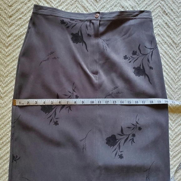 LAST CHANCE Vintage Norton McNaughton Grey Floral Maxi Skirt - Picture 11 of 13
